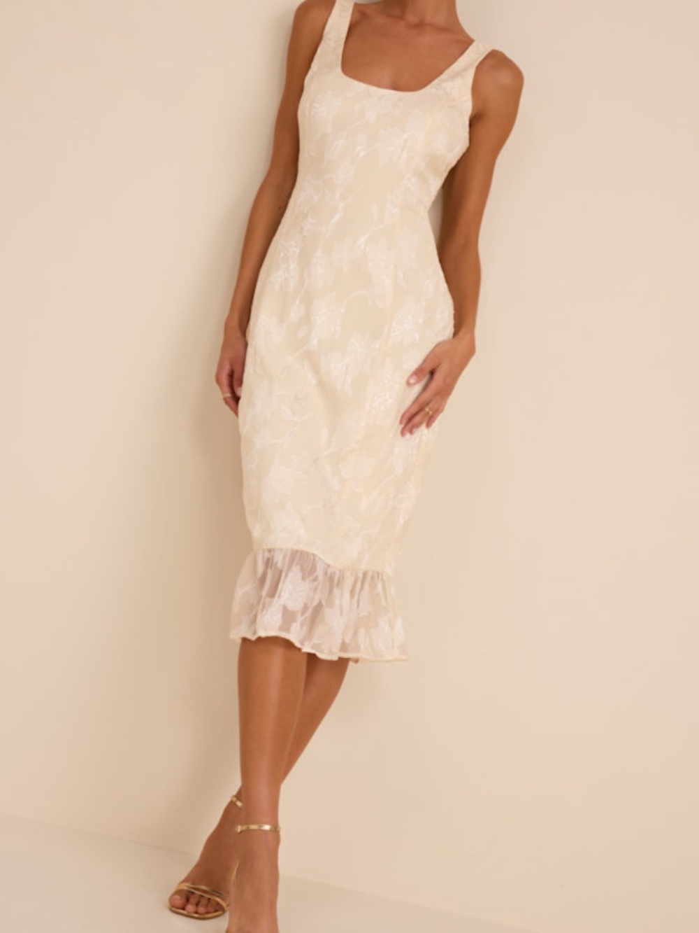 Lulus Elani Ivory Floral Burnout Trumpet Midi Dress White - Size XS
